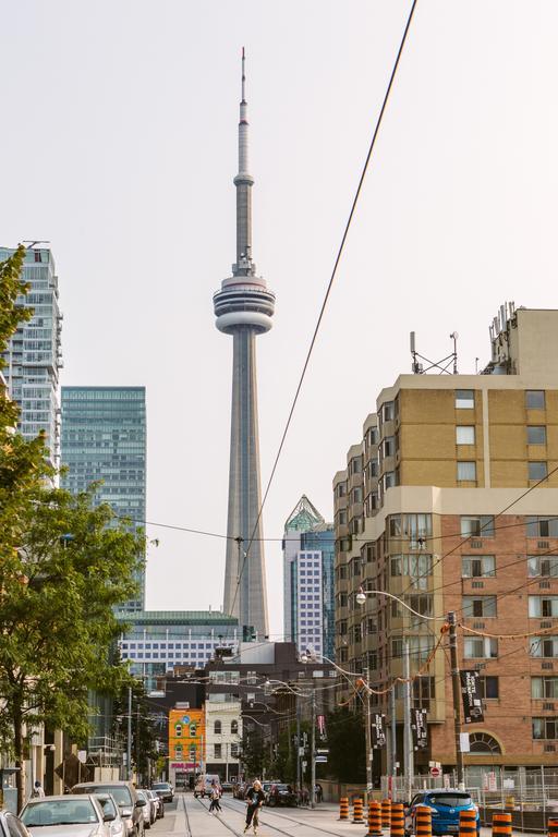 Premium 2Bdrm In Yorkville Toronto Exterior photo